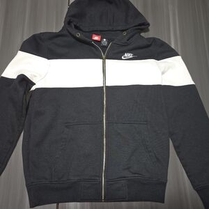 Preowned Nike Men's Zip-Up Hoodie Black and White Sz Medium
